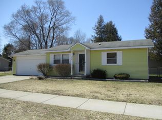 130 N Lawn St, Alpena, MI 49707