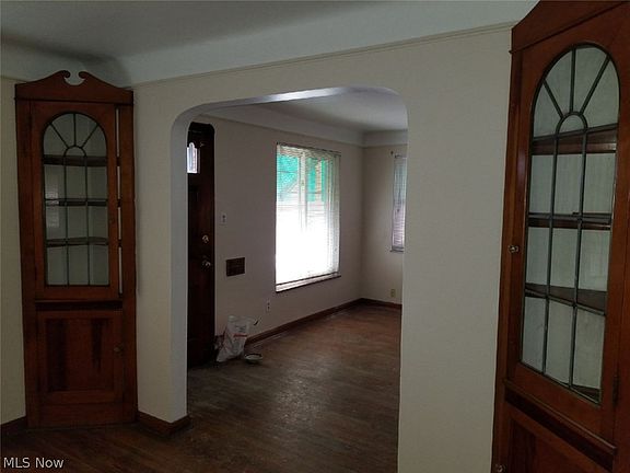 4th image of 13616 Belleshire Ave