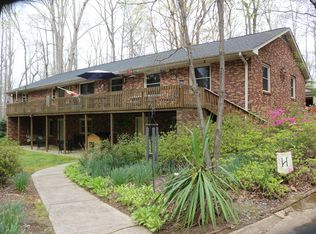 4100 Belhaven Forest Dr, Gastonia, NC 28056