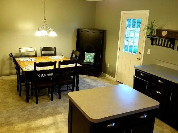 4th image of 8203 Royal Elm Dr