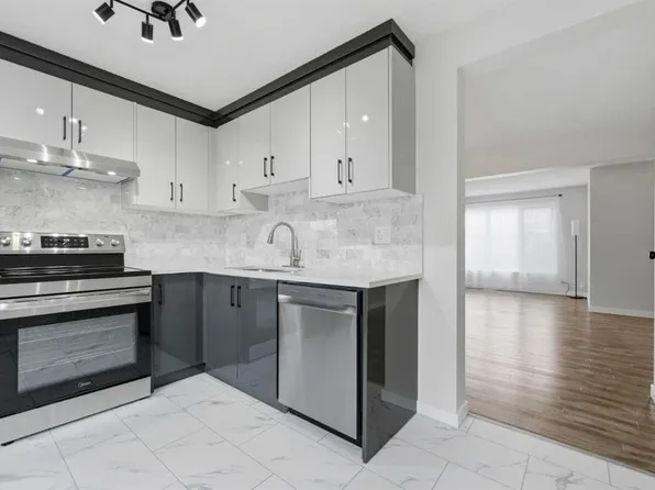36 N Falconer Ter NE, Calgary, AB T3J 1W4