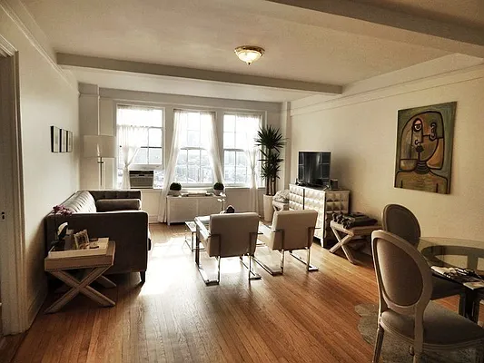 Rented by Rachel Realty | media 10