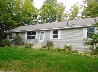 70 Lansley Dr, Sabattus, ME 04280