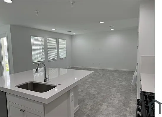 16475 Capilano Ct — Photo 16