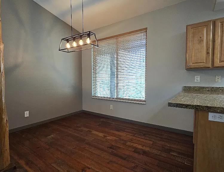 1600 W Pinebrook Blvd S #F8 — Photo 2