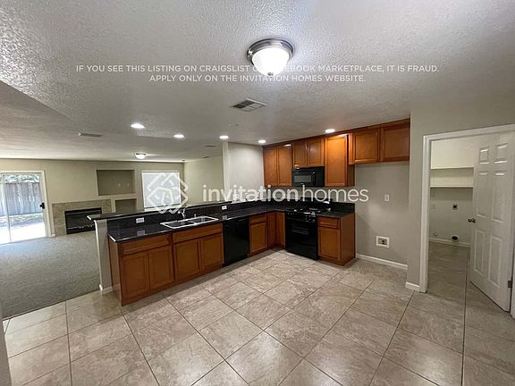 4th image of 762 Agostini Cir