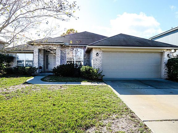 2nd image of 3216 Canyon Falls Dr
