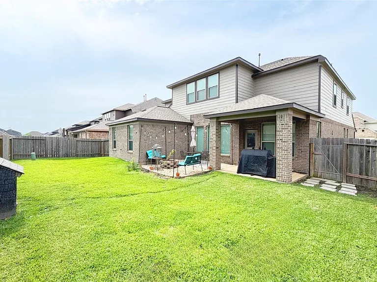 244 Upland Dr — Photo 5