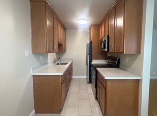 35 Monte Vista Ave APT J, Oakland, CA 94611