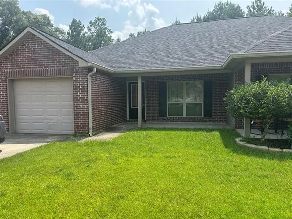 42181 Pimlott St #B, Ponchatoula, LA 70454