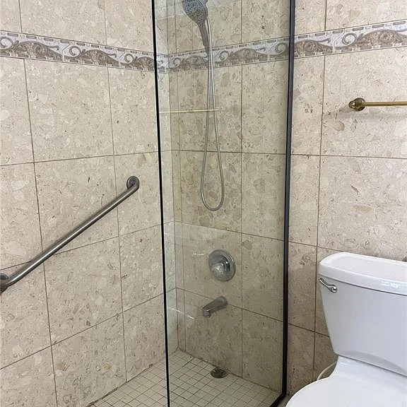 1 Madrid #8-C — Photo 16