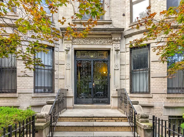 213 Eastern Parkway image 1 of 7