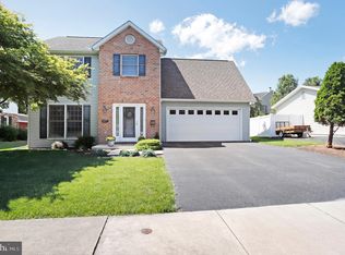 897 Wallace Ave, Chambersburg, PA