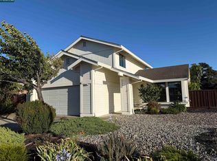 300 Duperu Dr, Crockett, CA 94525