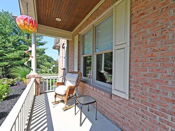 4th image of 5784 Saddleridge Dr