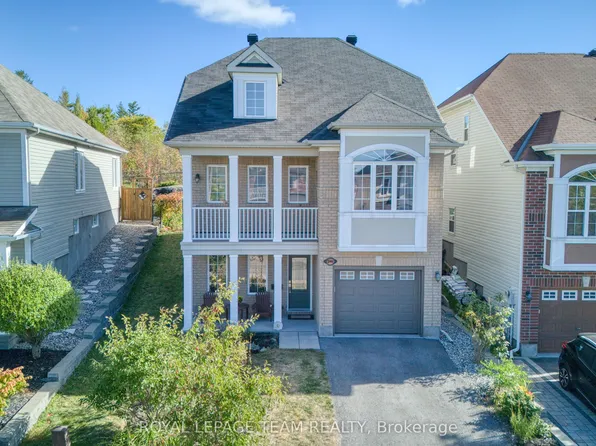 249 Huntsville Dr, Ottawa, ON K2T 0C5