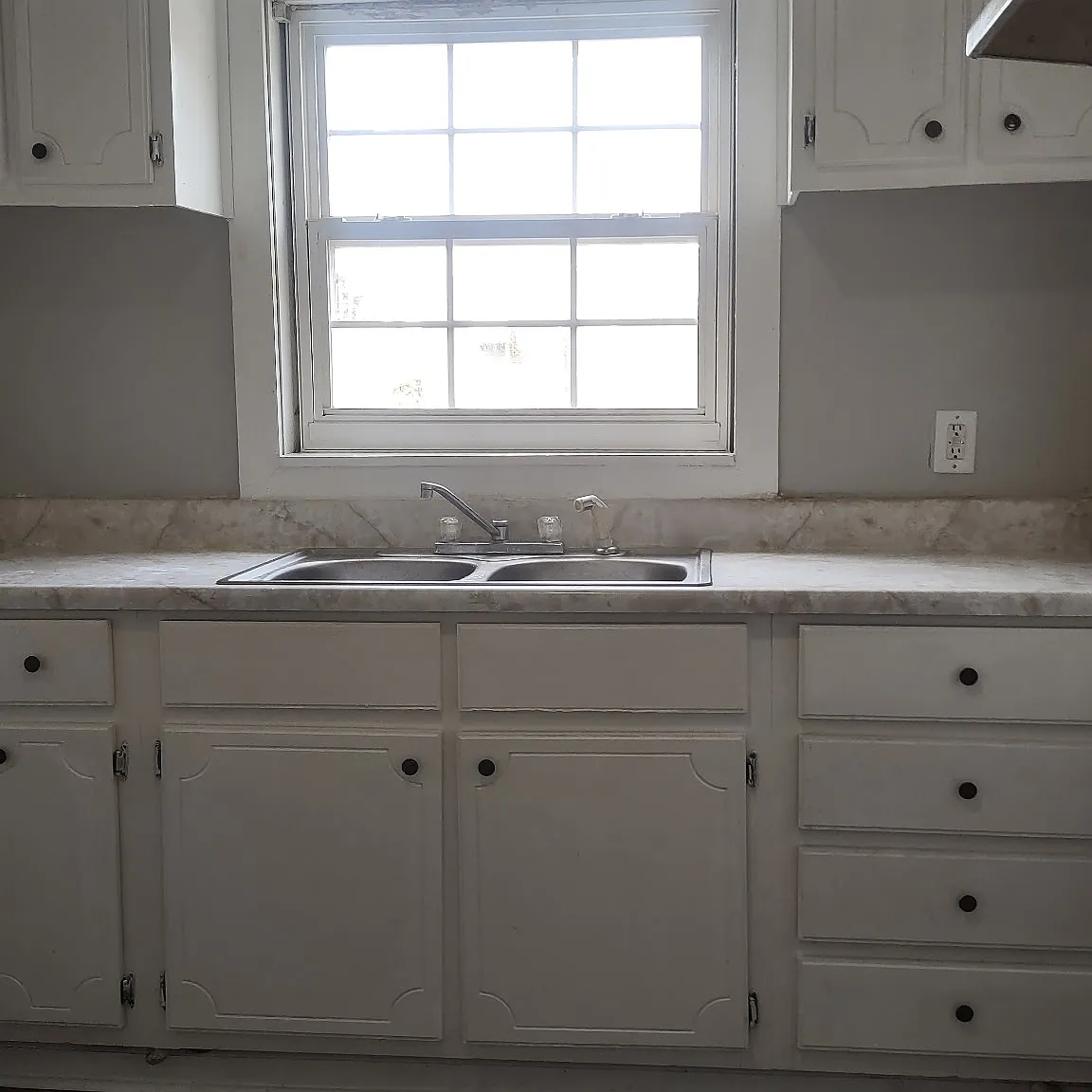 801 E Chester St — Photo 4