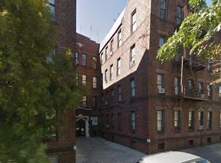 86-4 96th St, Woodhaven, NY