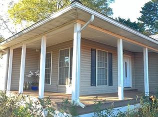 94 Cedar Valley Rd, Montezuma, GA 31063