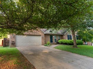 5744 Spring Corner Rd, Newburgh, IN 47630