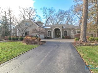 2649 Forestvale Rd, Toledo, OH 43615