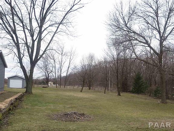 3rd image of 34 Yorkshire Dr