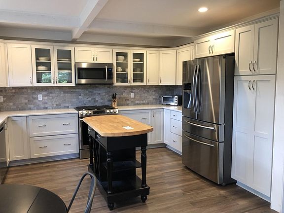 5th image of 1059 S Turnbow Dr