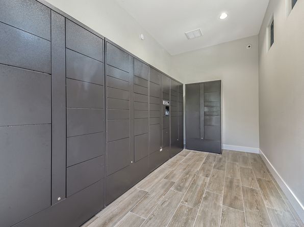 1111 W Main St APT 4104