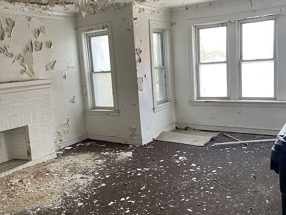 2nd image of 7825 S Yates Blvd