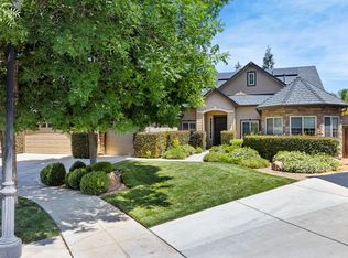 407 W Powers Ave, Clovis, CA