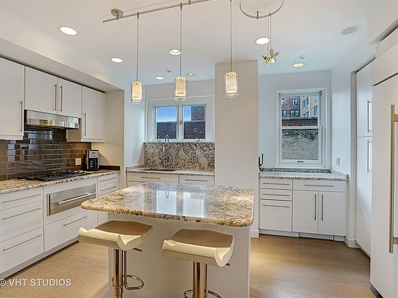 5th image of 2130 N Lincoln Park W APT 13N