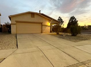 7164 Tree Line Ave NW, Albuquerque, NM 87114