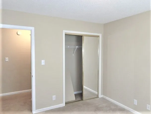 3988 Castle Bar — Photo 12