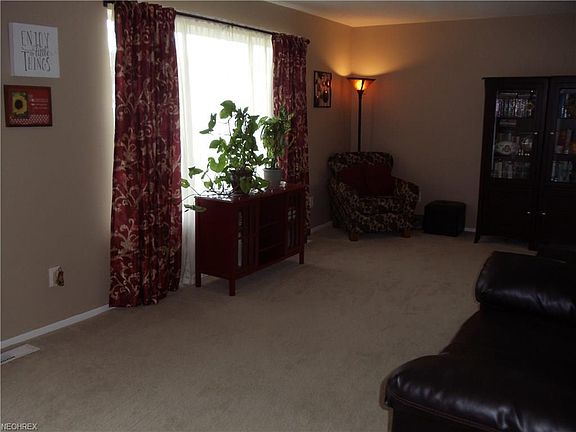 3rd image of 7836 Driftwood Dr