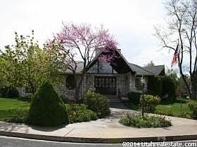 1st image of 661 Woodmore Dr