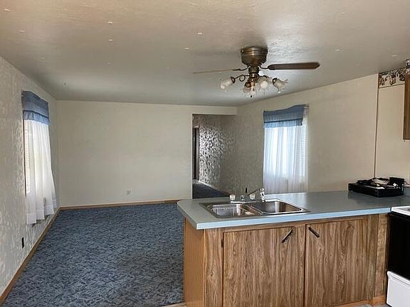 5th image of 145 S Travois