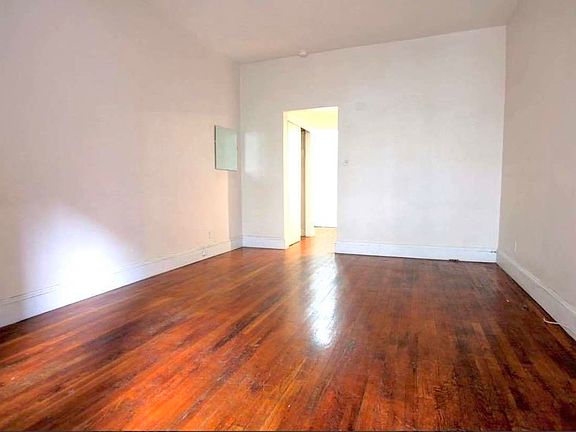 2nd image of 313 W 105th St #2
