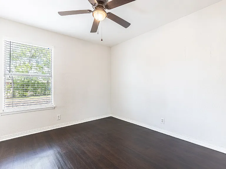 7802 Rimfire Dr — Photo 21