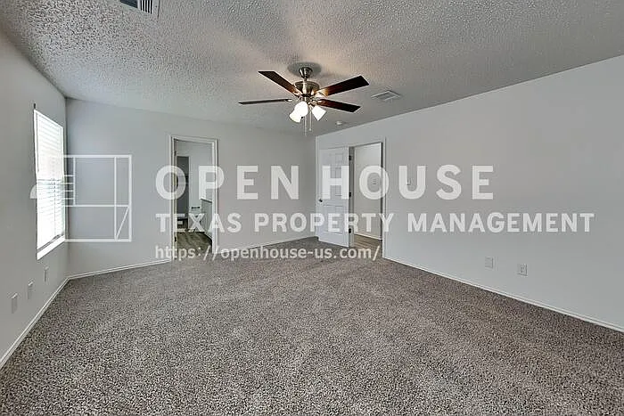 7900 Canoe Ridge Ln — Photo 9