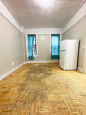 1st image of 430 Suydam St #3
