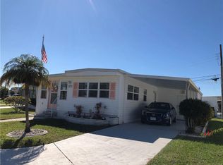 272 Inner Dr W, Venice, FL 34285