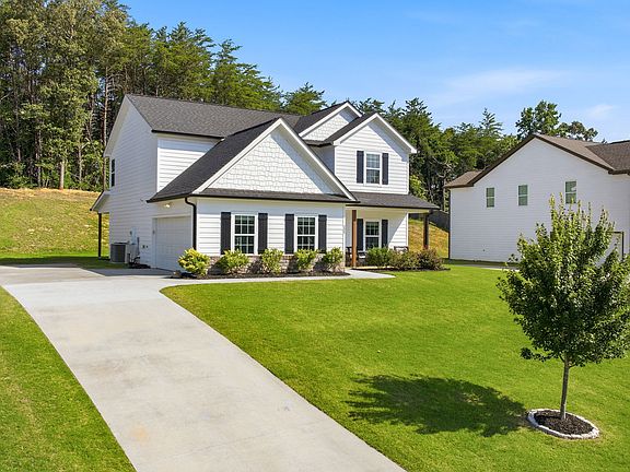 2nd image of 6353 Woodland Station Dr