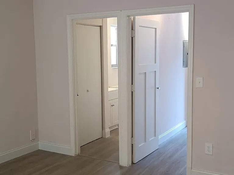 7120 Indian Creek Dr #C — Photo 25