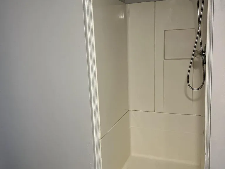 423 King St — Photo 5