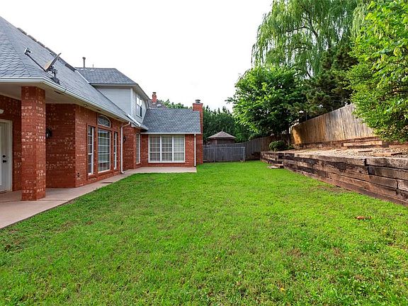 5th image of 13308 Creekside Dr