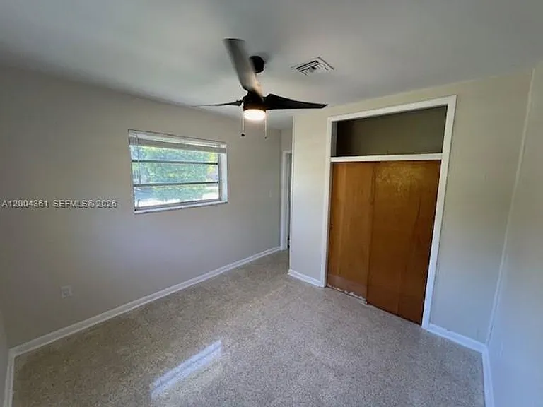 2500 SW 58th Ave — Photo 19