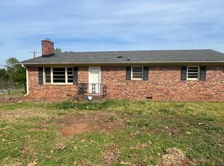 113 Cavins Rd, Woodruff, SC 29388