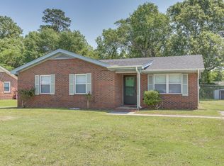 213 Berry Ct, Castle Hayne, NC 28429