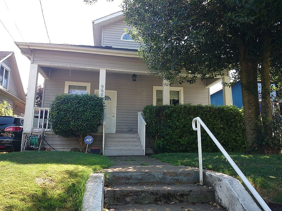 2nd image of 966 21st Ave