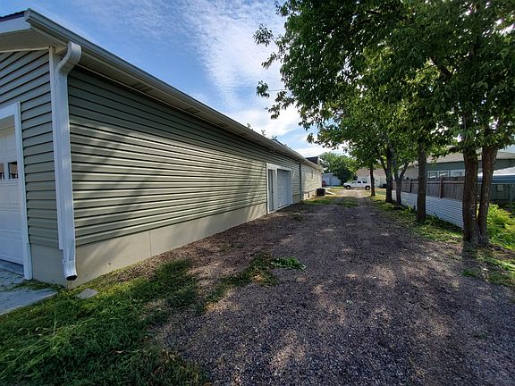4th image of 314 Jones Ave